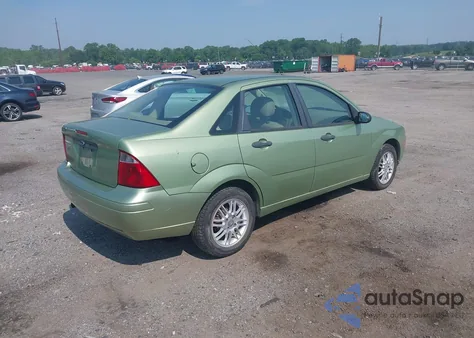 2007 Ford Focus Zx4/S/Se/Ses from USA, damaged, VIN 1FAHP34N37W154799